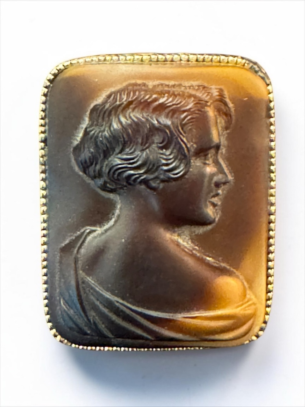 Vintage Brown Frosted Glass Cameo Pin Brooch Gold